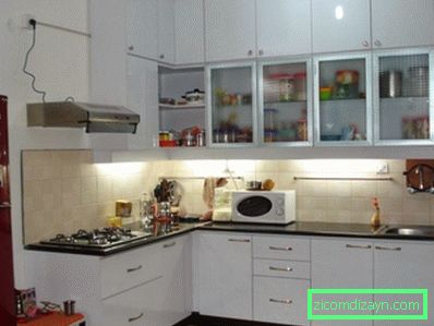 kitchen-küçük mutfak-tasarım-ideas-with-beyaz mutfak-cabinetry-with-dark-granite-countertop-and-gas-range-with-hood-range-and-microwave-and-kitchen-sink-and-faucet-kitchen-furniture-ideas-for-small-k